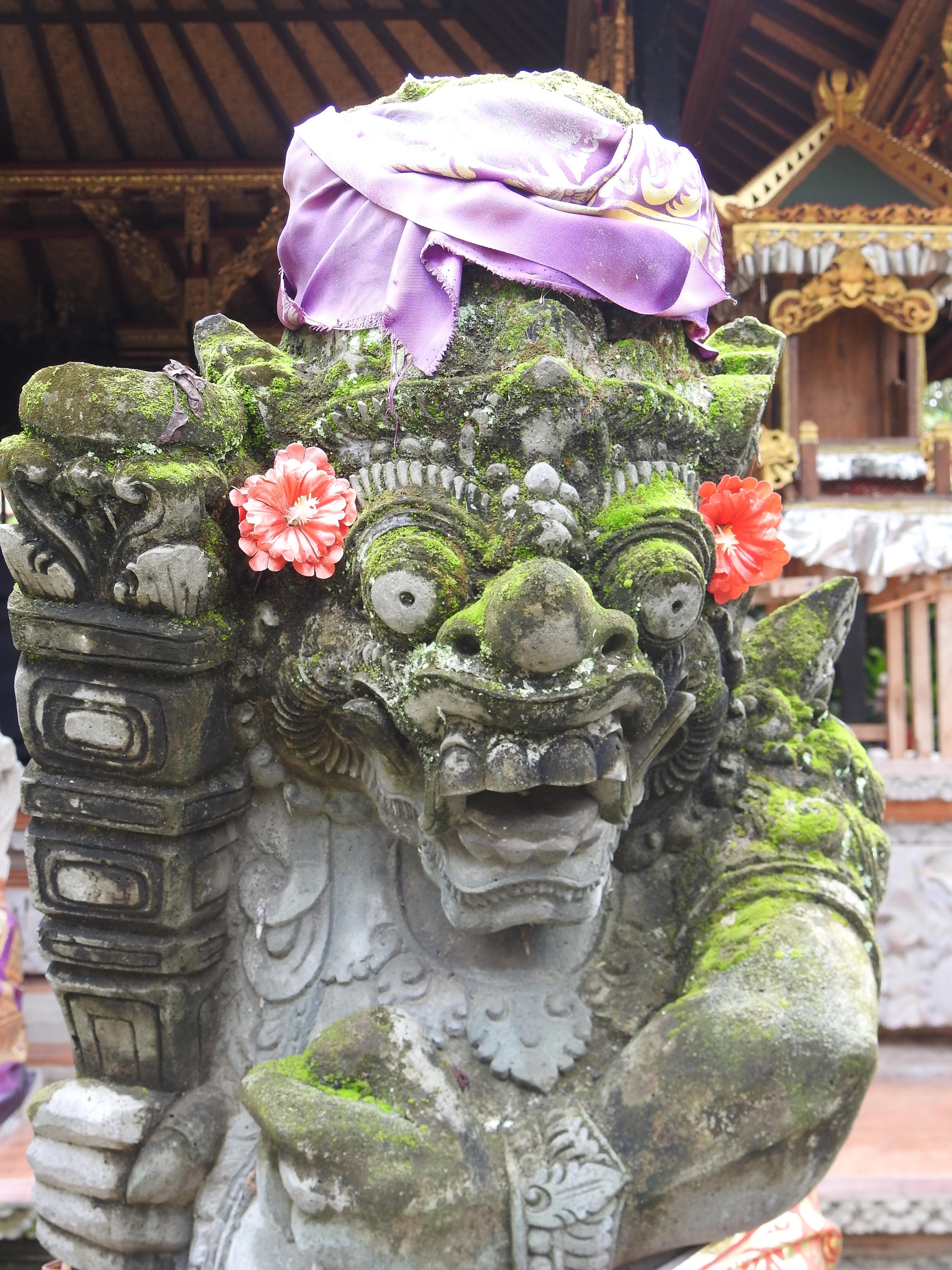 Ornamented statue.jpg