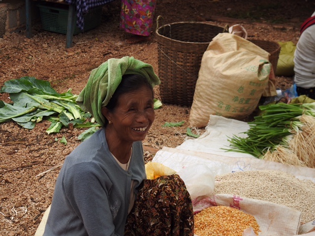 Smiling woman b.jpg